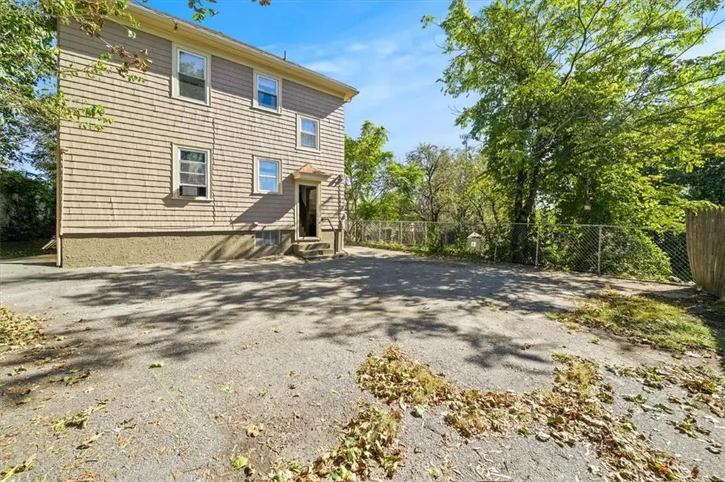 34 Metcalf Street Providence RI 02904