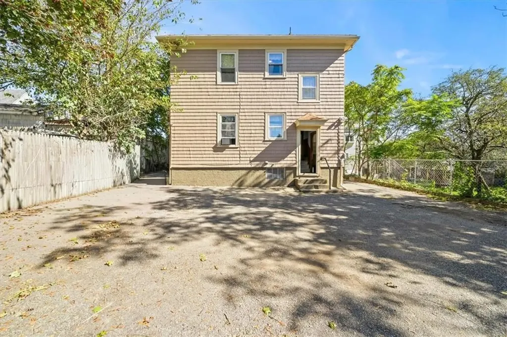 34 Metcalf Street Providence RI 02904