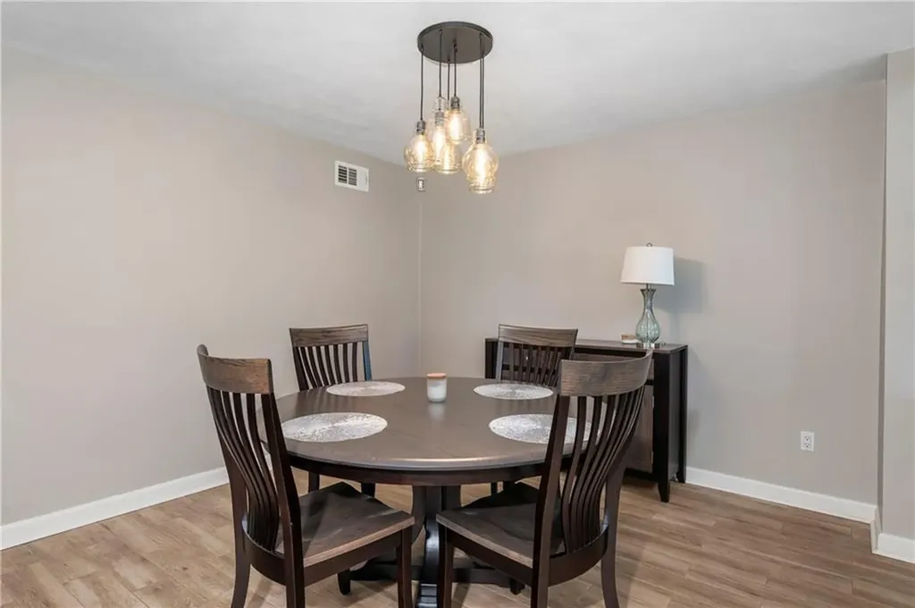 62 Nipmuc Trail North Providence RI 02904