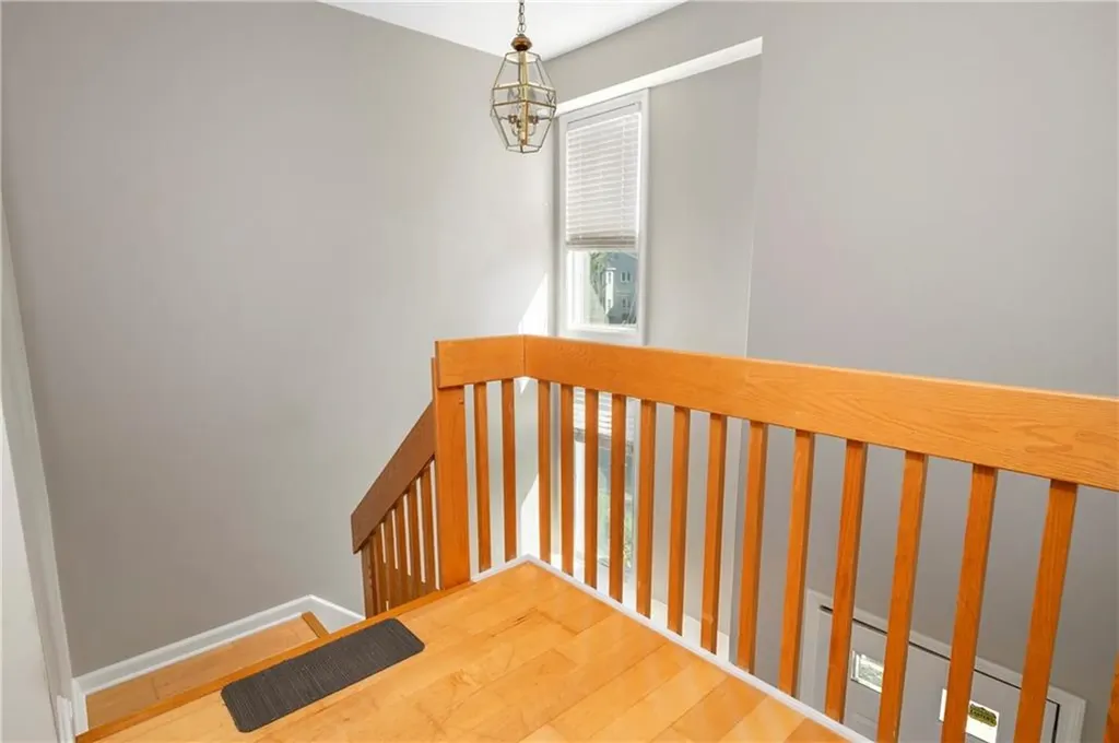 62 Nipmuc Trail North Providence RI 02904