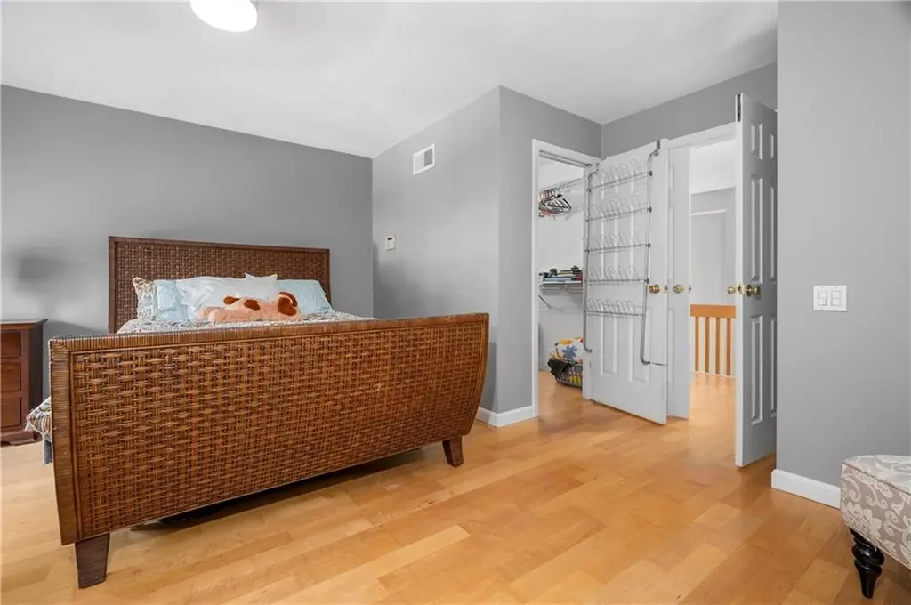 62 Nipmuc Trail North Providence RI 02904