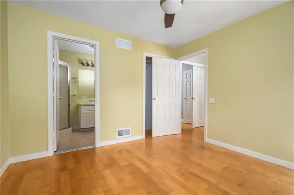 62 Nipmuc Trail North Providence RI 02904