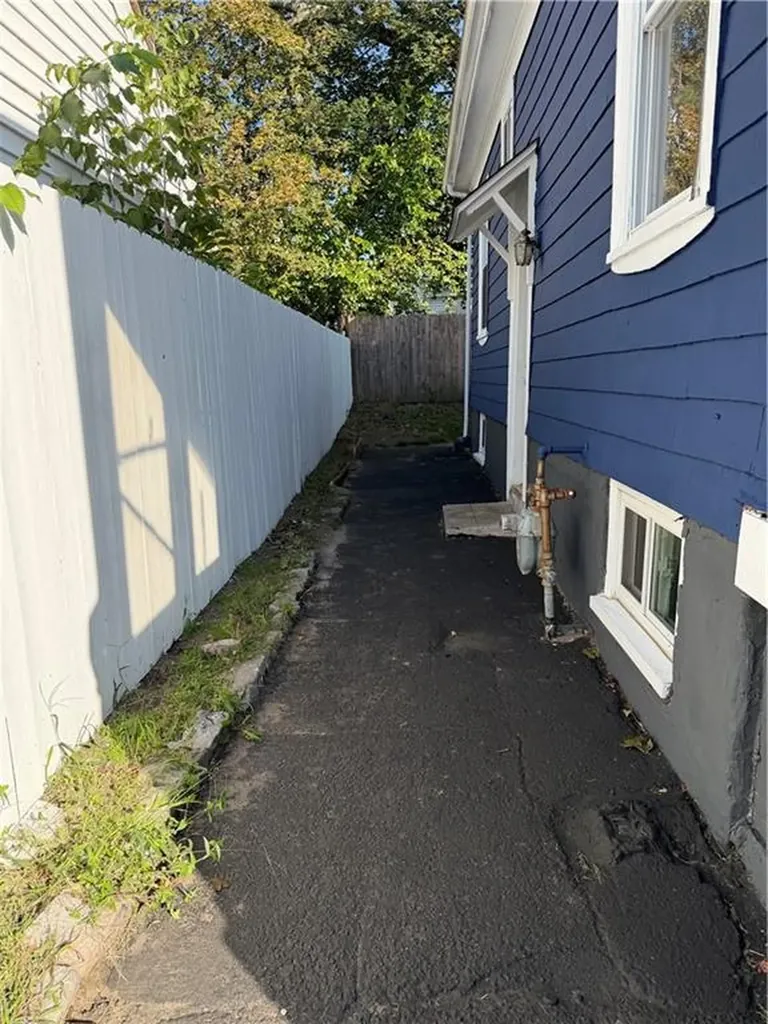 5 Lynch Street Providence RI 02909