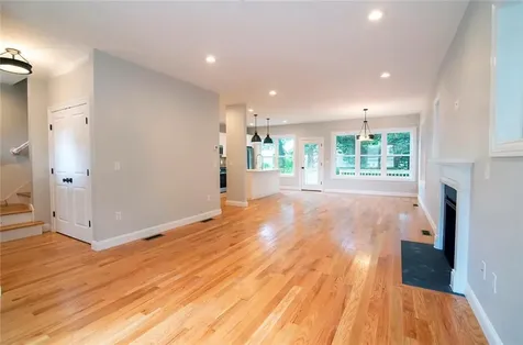 53 Pepper Bush Trail Narragansett RI 02874