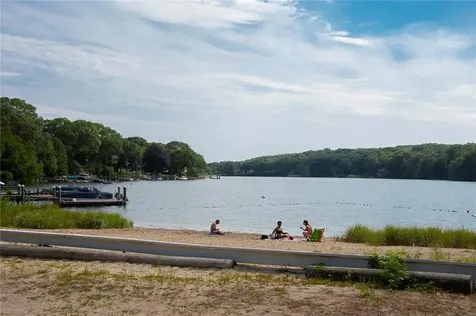 53 Pepper Bush Trail Narragansett RI 02874