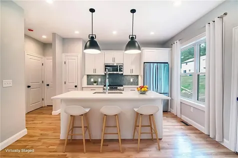 53 Pepper Bush Trail Narragansett RI 02874