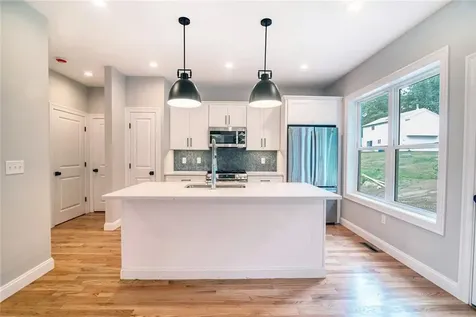 53 Pepper Bush Trail Narragansett RI 02874