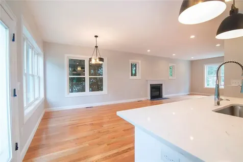 53 Pepper Bush Trail Narragansett RI 02874