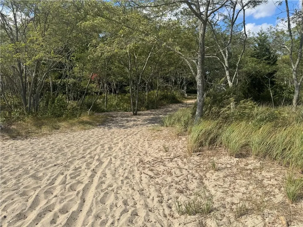 3 Shadbush Road Warwick RI 02888