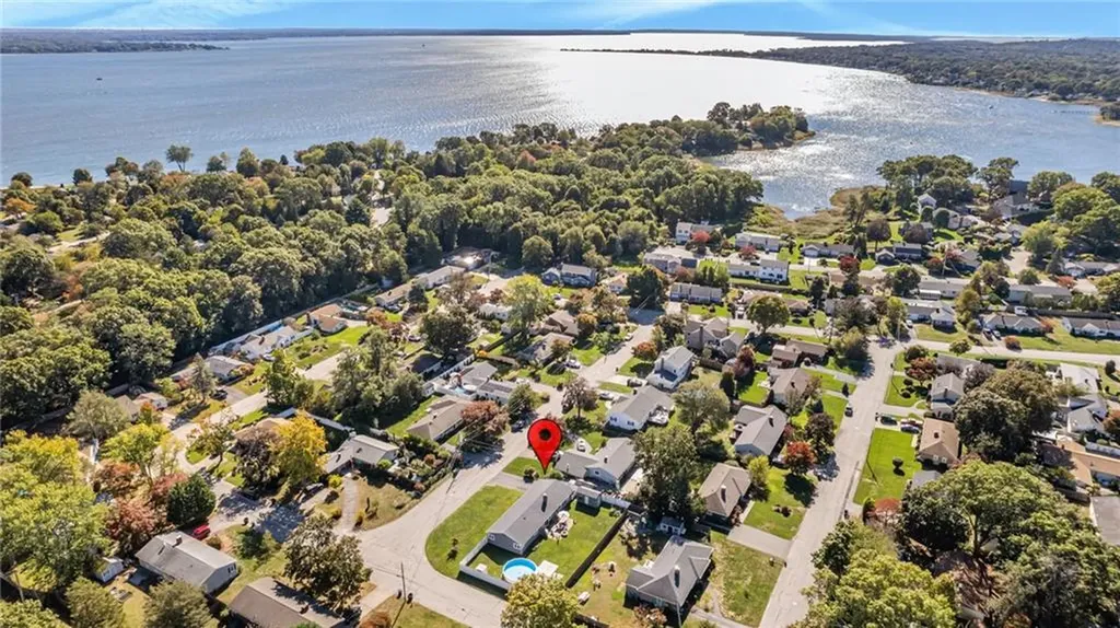 3 Shadbush Road Warwick RI 02888