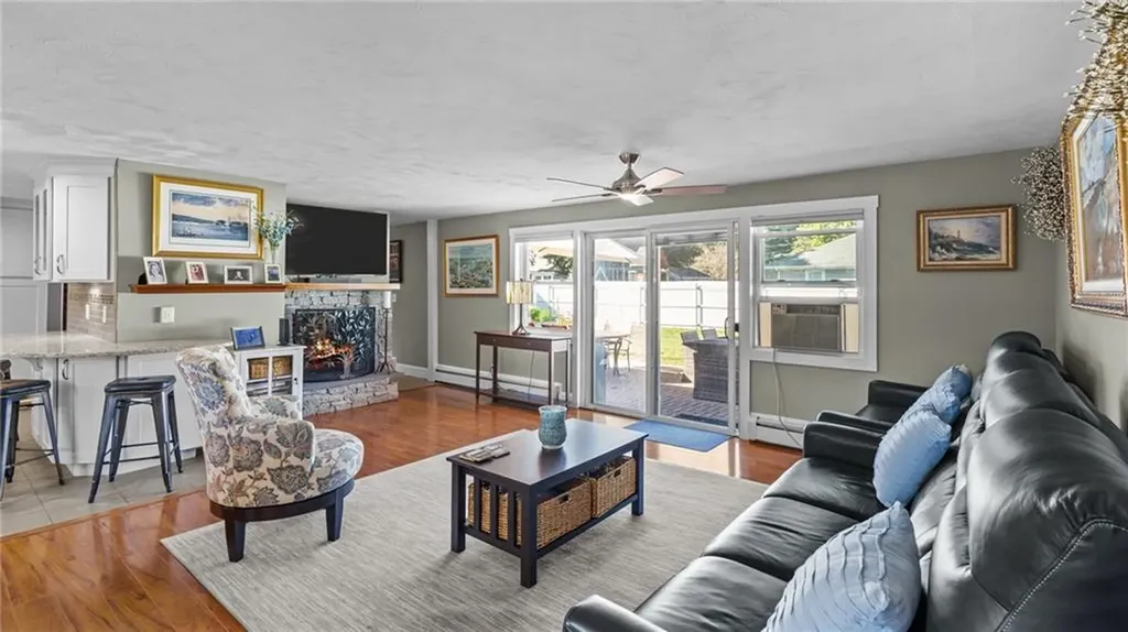 3 Shadbush Road Warwick RI 02888