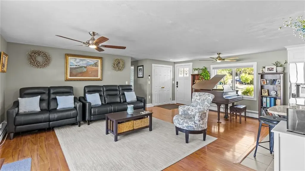 3 Shadbush Road Warwick RI 02888