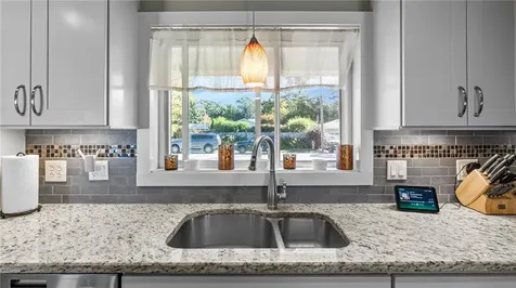 3 Shadbush Road Warwick RI 02888