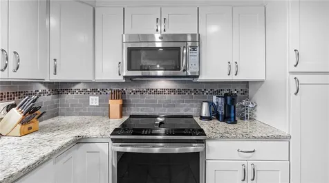 3 Shadbush Road Warwick RI 02888