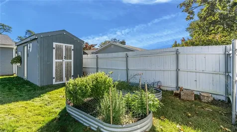 3 Shadbush Road Warwick RI 02888