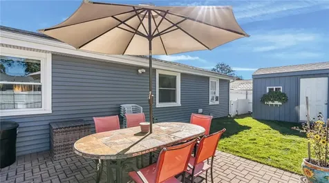 3 Shadbush Road Warwick RI 02888