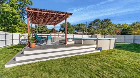 3 Shadbush Road Warwick RI 02888