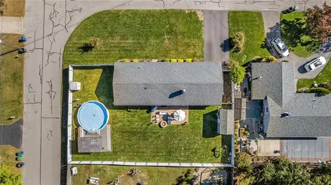 3 Shadbush Road Warwick RI 02888