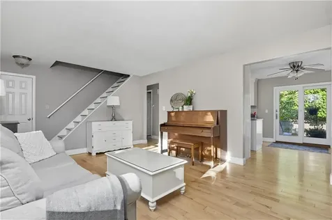 621 Seven Mile Road Cranston RI 02831