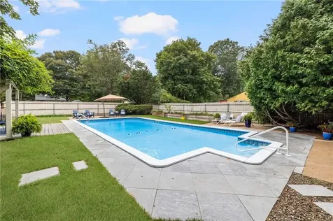 471 Annaquatucket Road North Kingstown RI 02852