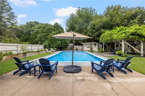 471 Annaquatucket Road North Kingstown RI 02852