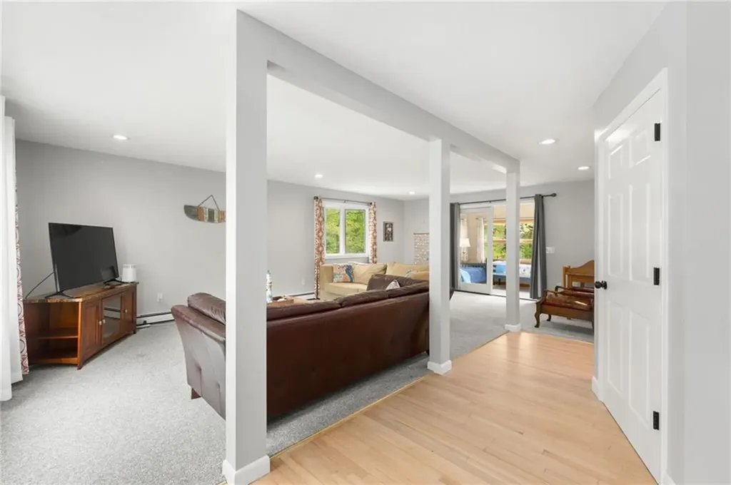 4720 S County Trail Charlestown RI 02813