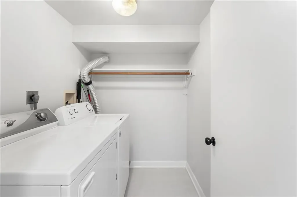 4720 S County Trail Charlestown RI 02813