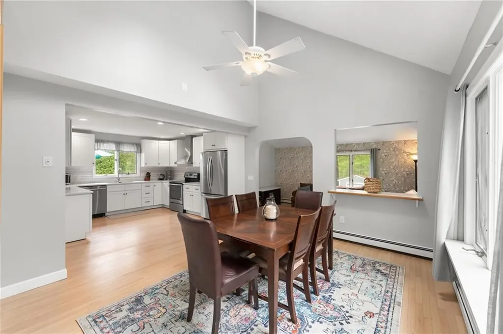 4720 S County Trail Charlestown RI 02813