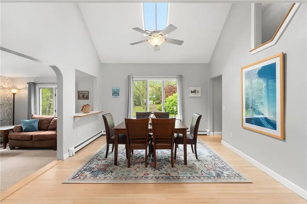 4720 S County Trail Charlestown RI 02813