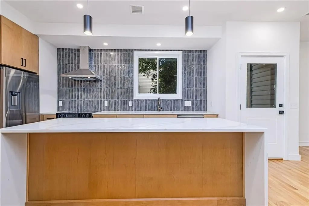 12 Daggett Court Providence RI 02906