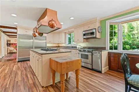 275 Stony Lane North Kingstown RI 02852