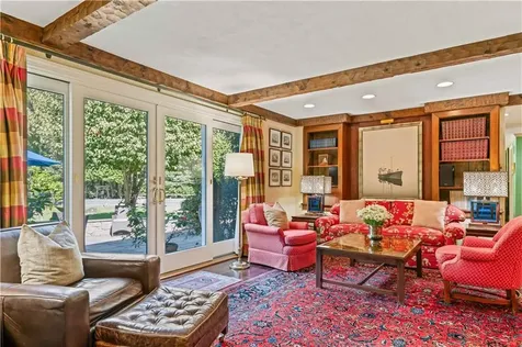 275 Stony Lane North Kingstown RI 02852