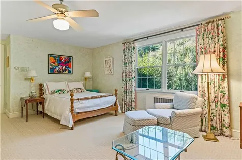 275 Stony Lane North Kingstown RI 02852