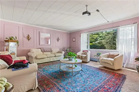 275 Stony Lane North Kingstown RI 02852