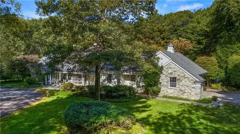 275 Stony Lane North Kingstown RI 02852