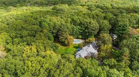 275 Stony Lane North Kingstown RI 02852