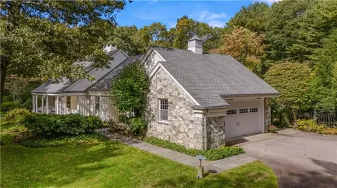 275 Stony Lane North Kingstown RI 02852