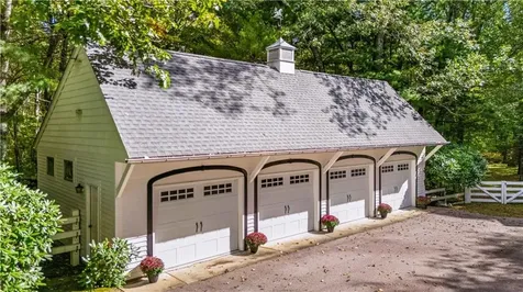 275 Stony Lane North Kingstown RI 02852