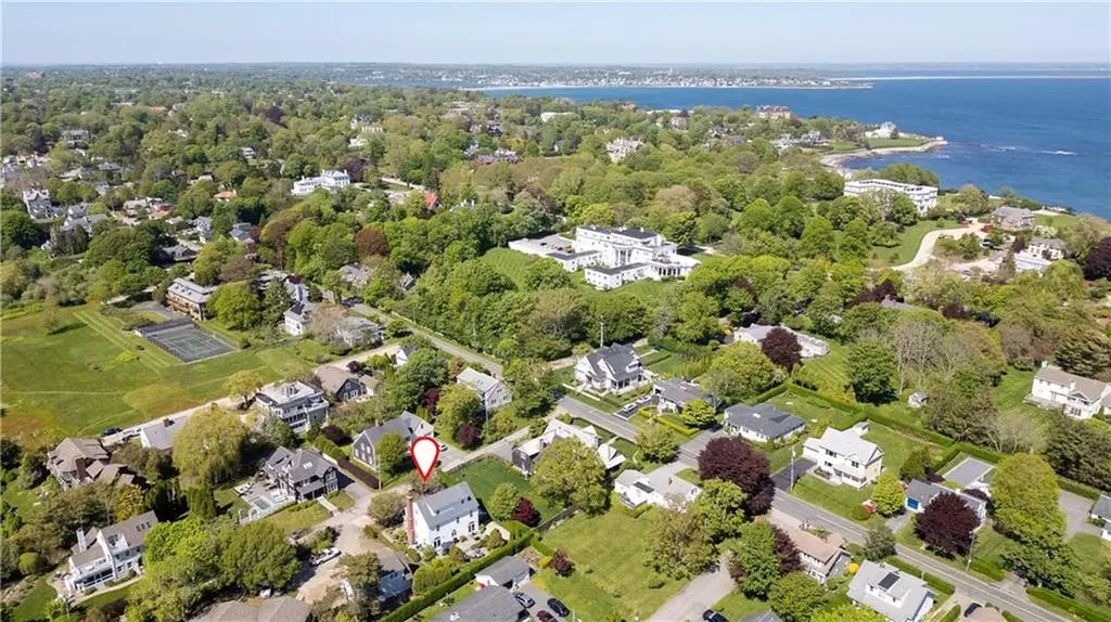 3 Key Court Newport RI 02840