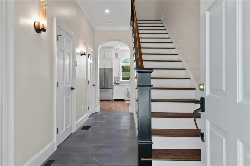 3 Key Court Newport RI 02840