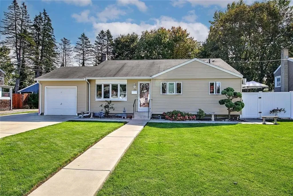 100 Aurora Drive Warwick RI 02889