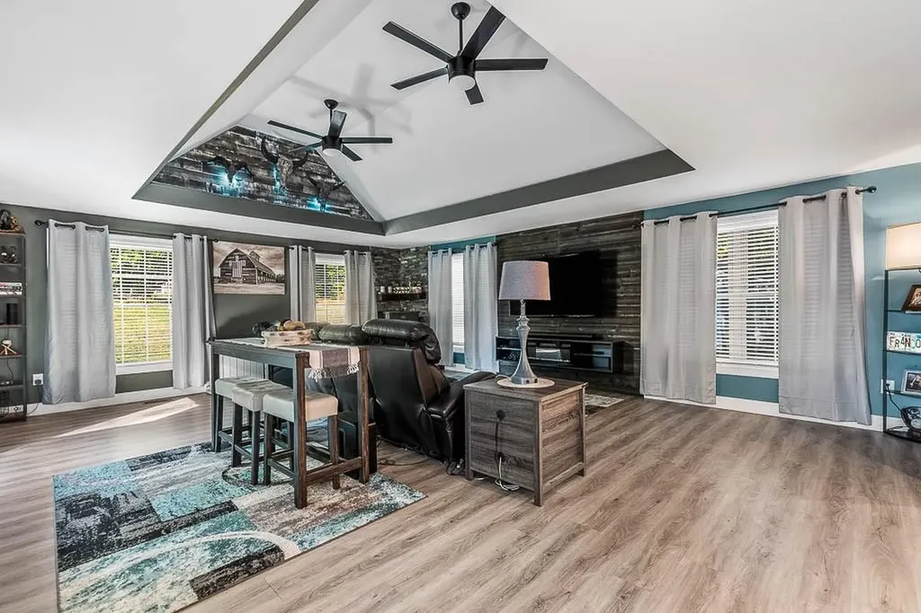 508 Jillson Avenue Woonsocket RI 02895