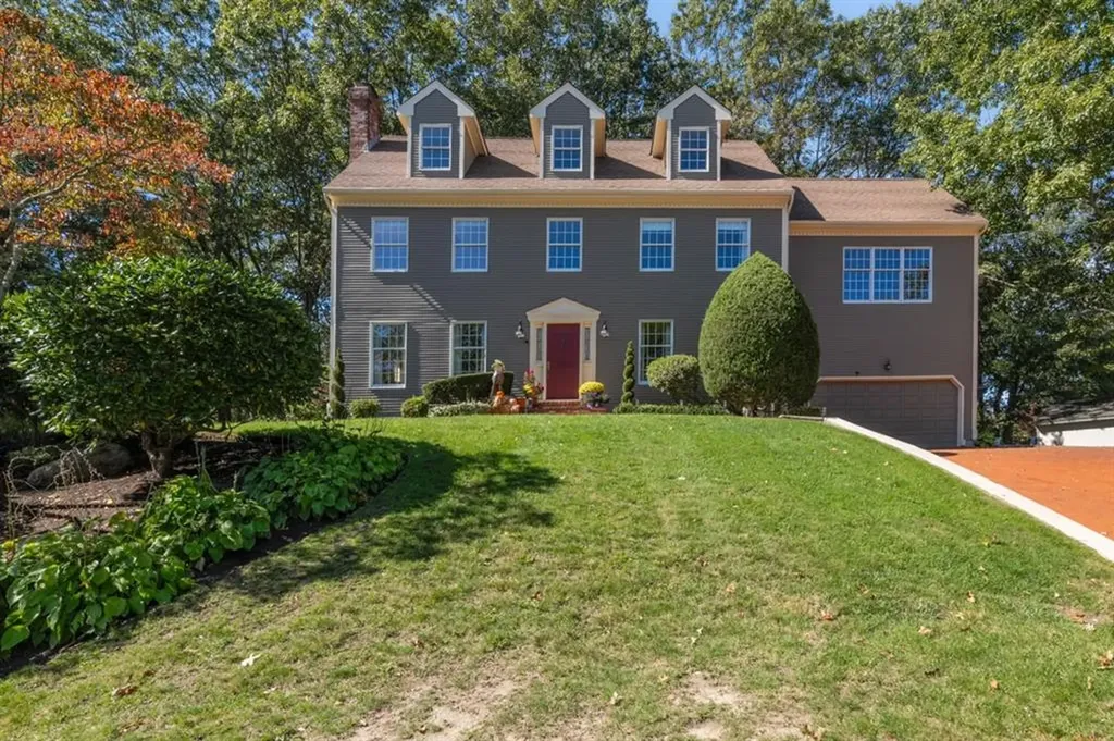 50 Sundale Road Cranston RI 02921