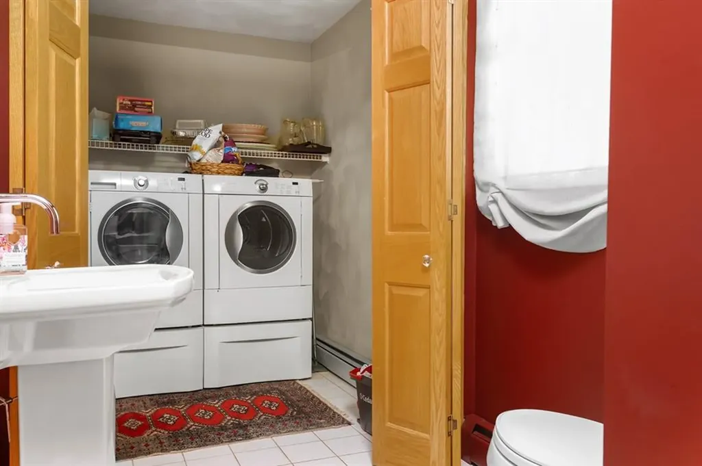 50 Sundale Road Cranston RI 02921