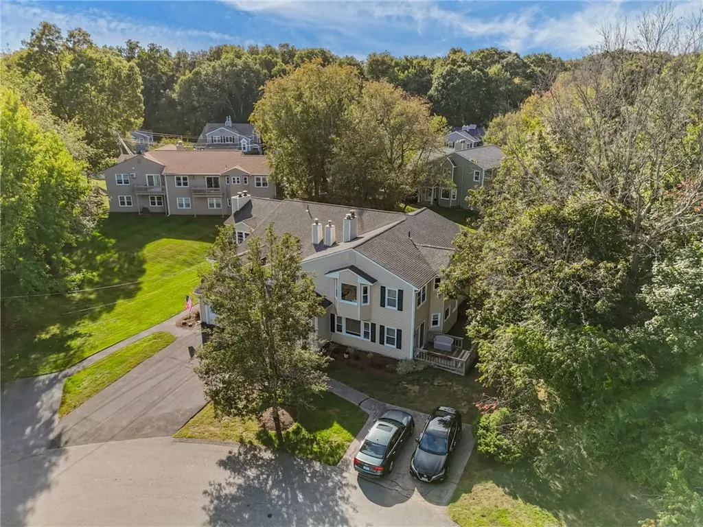 44 Knoll Place North Providence RI 02904