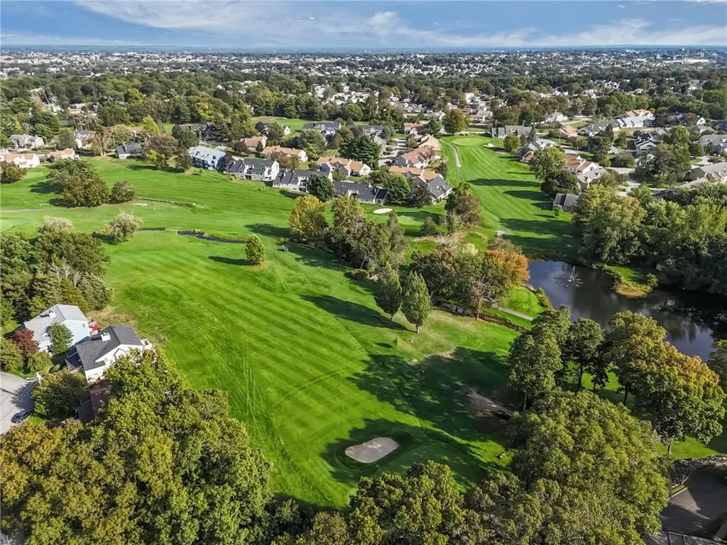 44 Knoll Place North Providence RI 02904