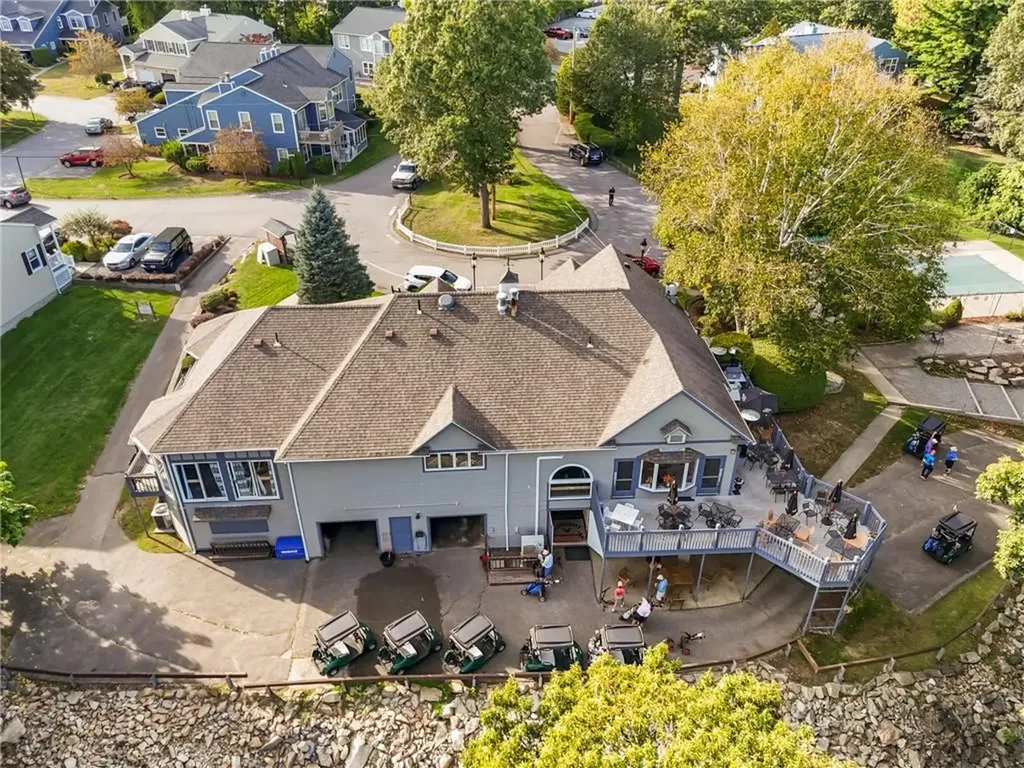 44 Knoll Place North Providence RI 02904