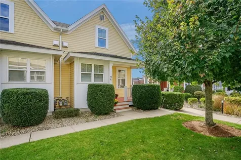 38 Greene Street East Greenwich RI 02818