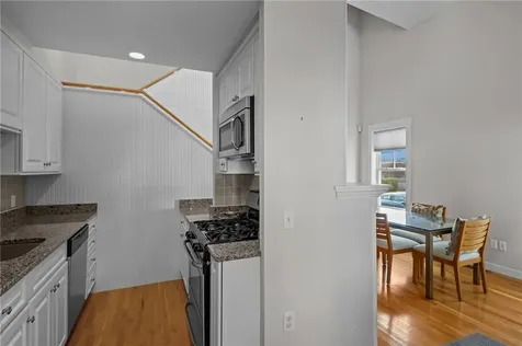 38 Greene Street East Greenwich RI 02818