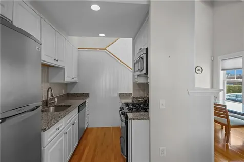 38 Greene Street East Greenwich RI 02818